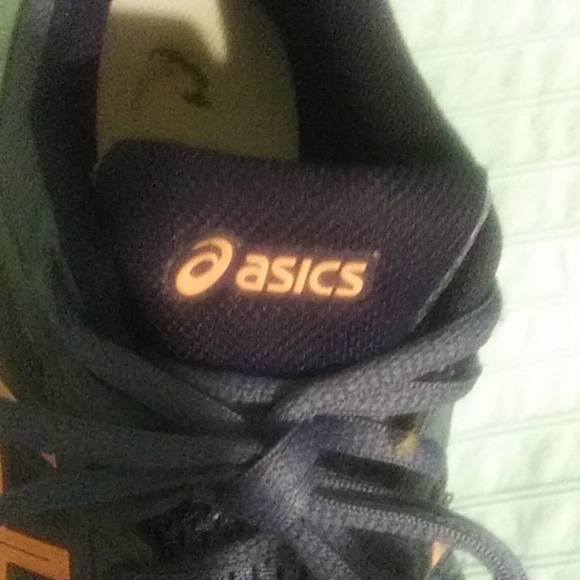 Asics running - Picture 3 of 4